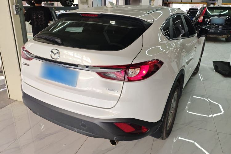 Used Mazda CX-4 2018 2.0L Automatic Two-Wheel Drive Blue Sky Dynamic Version China VI Standard
