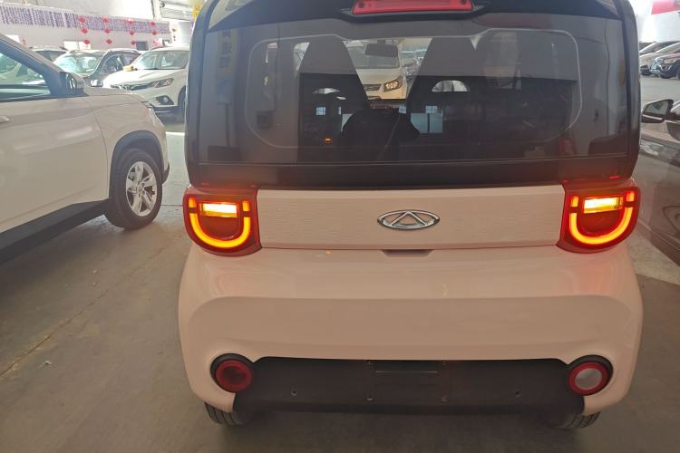 Used Chery QQ Ice Cream 2022 120km Conical Shape Lithium Iron Phosphate

