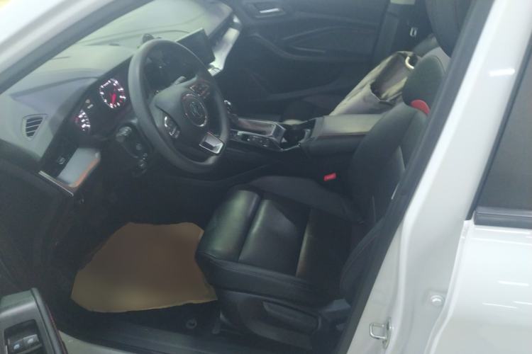 Used MG 5 2022 180 DVVT CVT Youth Style Edition
