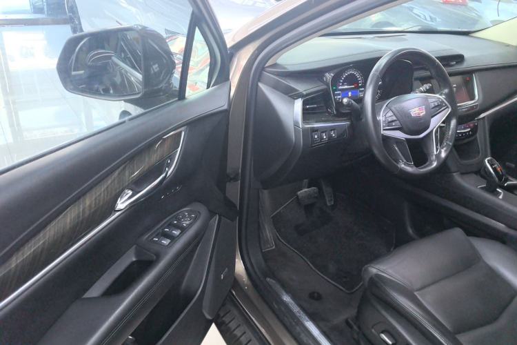 Used Cadillac XT5 2016 25T Luxury Model