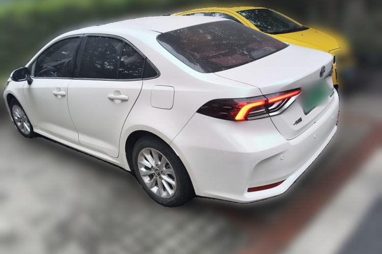 Used Toyota Corolla 2019 Dual-Engine 1.8L E-CVT Flagship Edition
