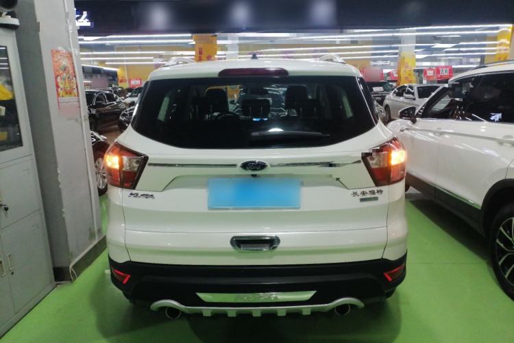 Used Ford Kuga 2017 EcoBoost 180 Two-Wheel-Drive Platinum Edition