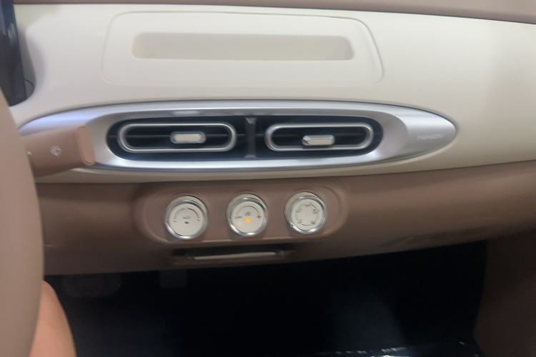 Used Wuling Hongguang MINIEV 2025 Four-Door Version Advanced Edition
