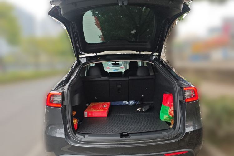 Used Tesla Model Y 2024 Rear-Wheel-Drive Version