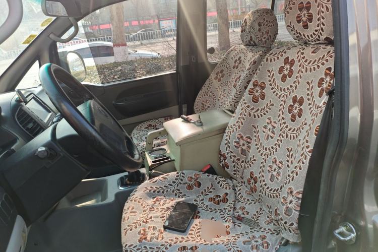 Used FORTHING Lingzhi 2016 M3L 1.6L 7-Seater Standard Model
