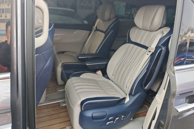 Used Roewe iMAX8 2021 400TGI Supreme Series Ultimate Edition