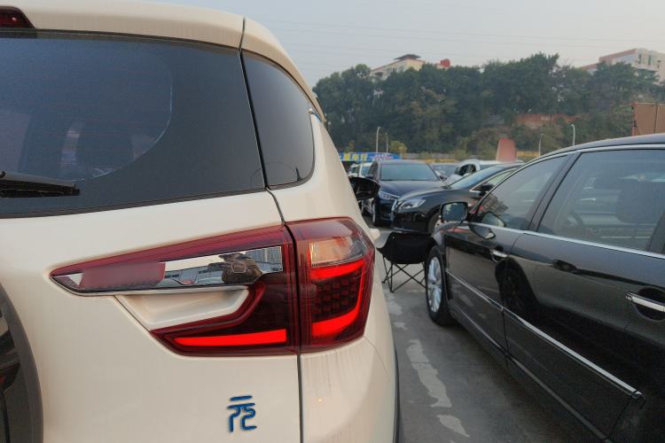 Used BYD Yuan New Energy 2018 EV360 Smart Connect Cool Edition
