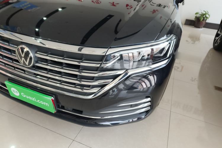 Used Volkswagen Viloran 2024 380TSI Premium Edition
