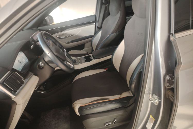 Used BYD Song PLUS New Energy 2024 Honor Edition EV 520km Flagship Model
