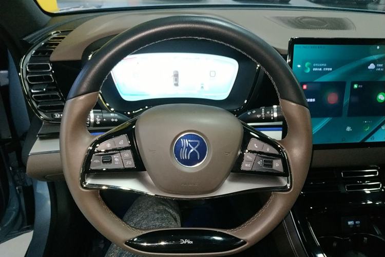 Used BYD Han 2023 EV Champion Edition 605KM Front-Drive Premium Model
