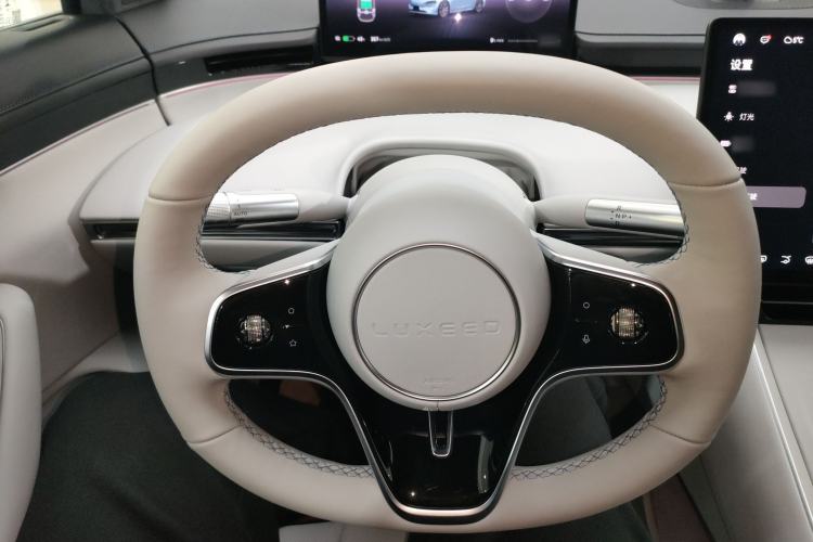 Used Hima Luxeed S7 2025 703km Ultra Sport Edition
