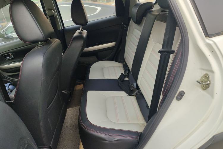 Used Great Wall M4 2014 1.5L manual Comfort trim level
