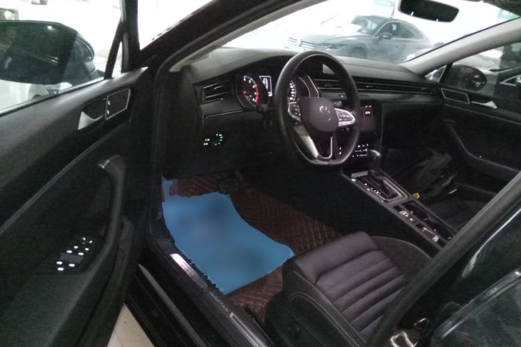 Used Volkswagen Magotan 2020 330TSI DSG Leading Model
