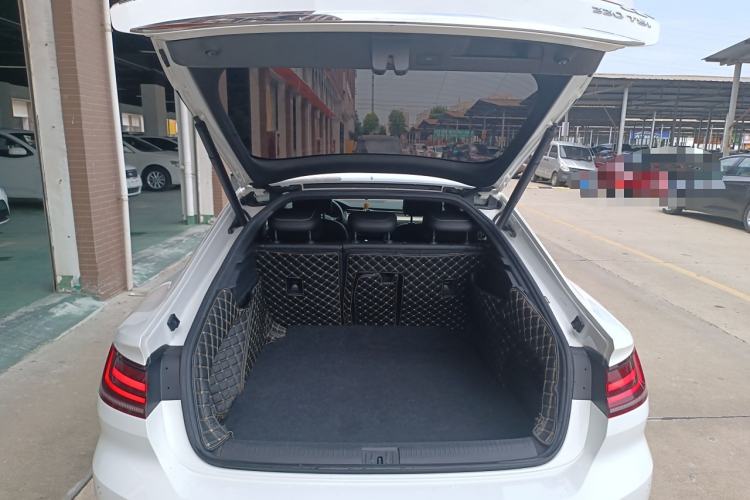 Used Volkswagen FAW-Volkswagen CC 2019 330TSI Huayan Edition China VI
