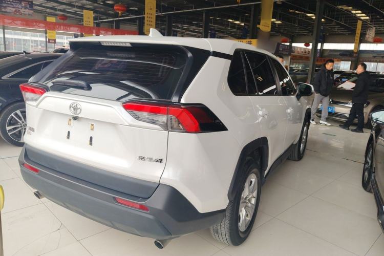 Used Toyota RAV4 2022 2.0L CVT Two-Wheel Drive Urban Edition
