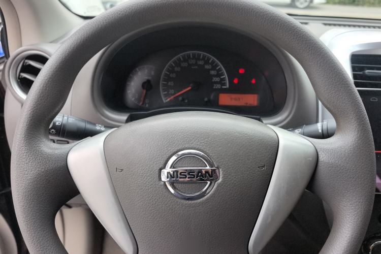 Used Nissan Sunny 2016 1.5XE Manual Leading Edition
