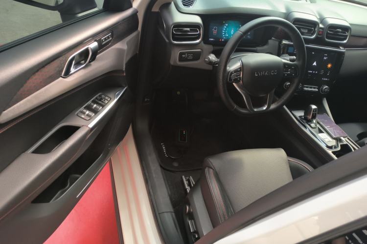 Used Lynk & Co 02 2019 1.5T DCT Two-Wheel Drive Pro Edition China VI Standard
