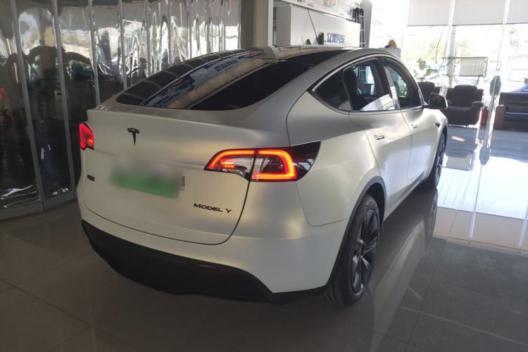 Used Tesla Model Y 2024 Rear-Wheel-Drive Version
