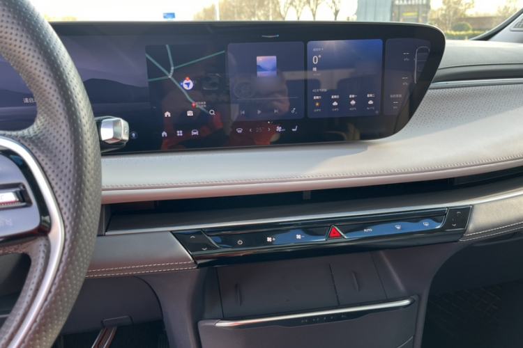 Used Buick GL8 2025 Lu Zun Deluxe Edition