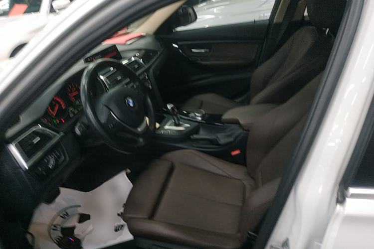 Used BMW 3 Series 2019 320Li Fashion Model
