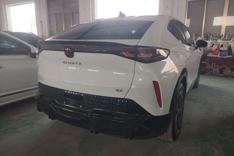 Used Volkswagen ID.UNYX 2024 Pro Long-Range Version
