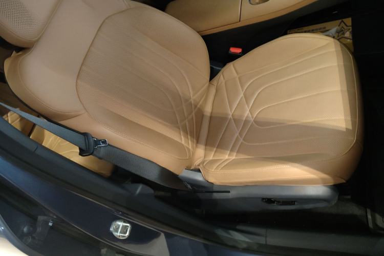 Used  Galaxy Xingjian 7 EM-i 2025 120km Flagship Edition