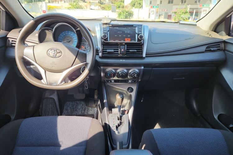 Used Toyota YARiS L 2015 1.5E Automatic Charm Edition
