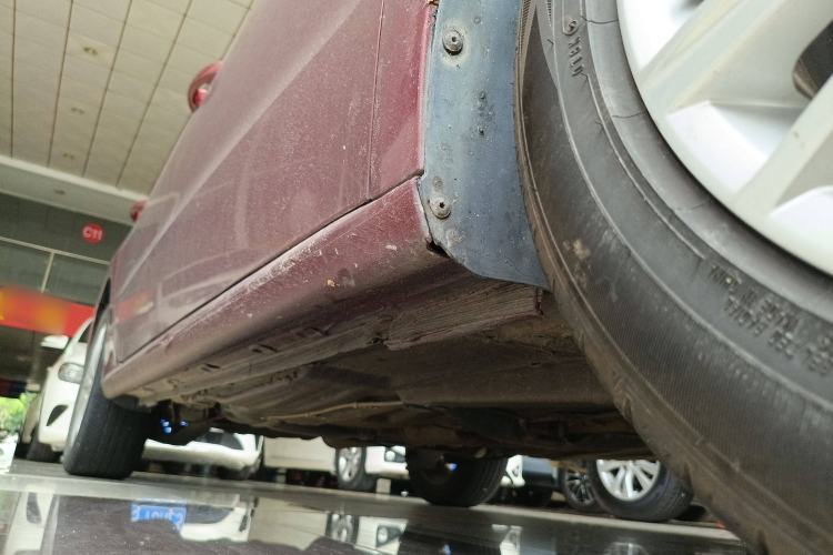 Used Volkswagen Gran Lavida 2014 1.6L Automatic Sport Edition
