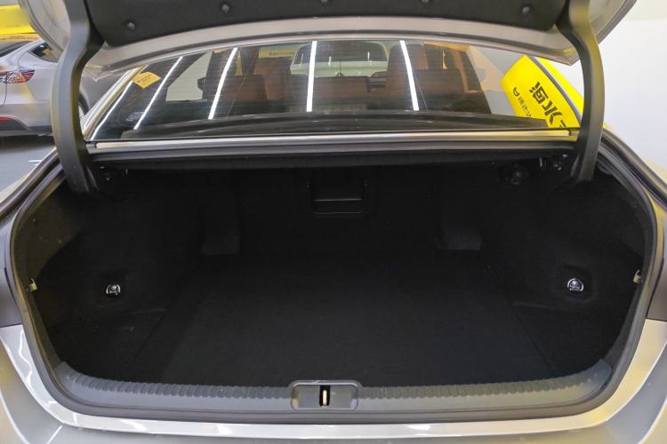 Used Lexus ES 2023 200 Excellence Edition
