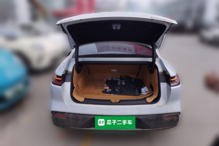 Used  Galaxy 8 2025 130km EM-i Prestige Edition