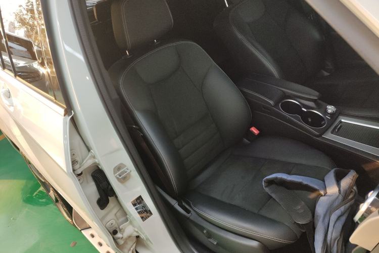 Used Mercedes-Benz GLK-Class 2015 GLK 260 4MATIC Fashion Edition Ultimate Version
