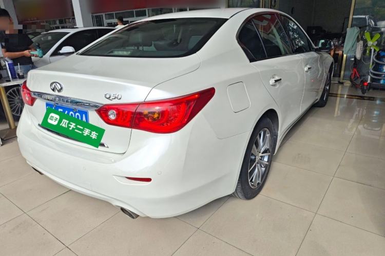 Used Infiniti Q50L 2015 2.0T Enjoyment Edition
