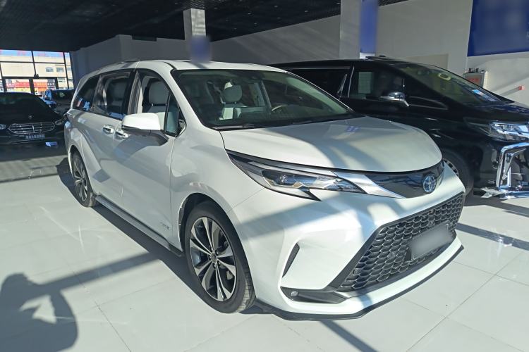 Used Toyota Granvia 2023 2.5L Hybrid Prestige PLUS Edition
