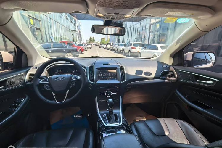 Used Ford Edge 2015 2.0T GTDi Four-Wheel Drive Prestige Model
