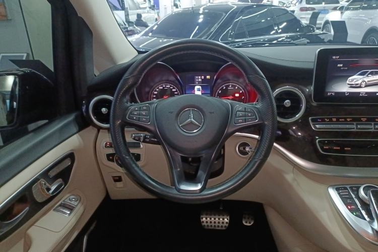 Used Mercedes-Benz V-Class 2018 V 260 L Prestige Extended Version China VI