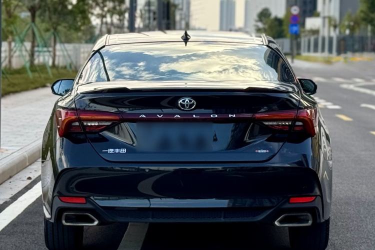 Used Toyota Avalon 2023 2.5L Luxury Edition
