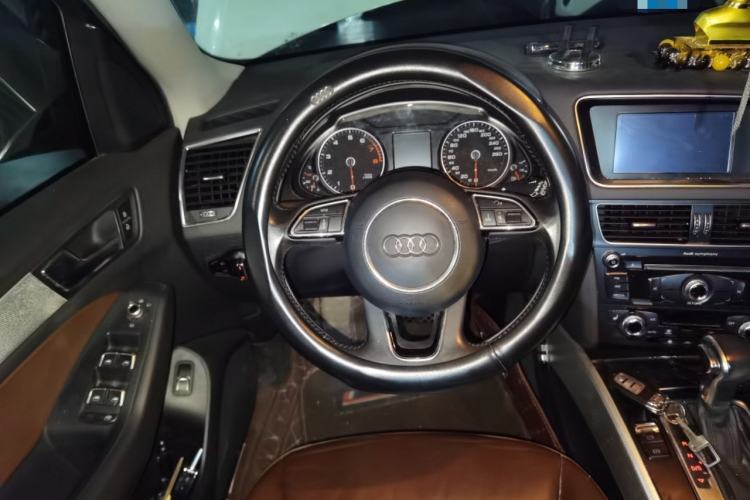 Used Audi Q5 2015 40 TFSI Technology Edition
