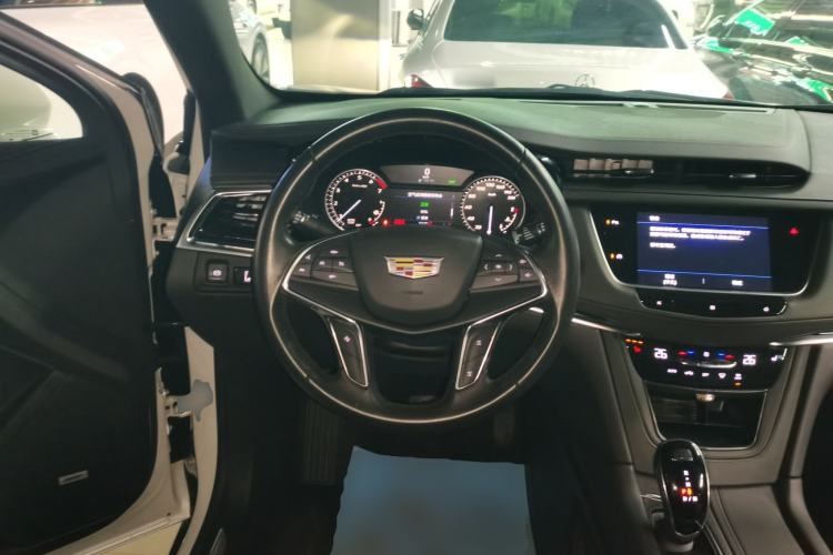 Used Cadillac XT5 2021 28T Luxury Version