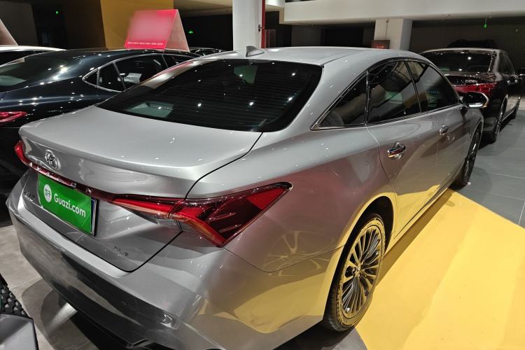 Used Toyota Avalon 2022 2.0L XLE Premium Edition
