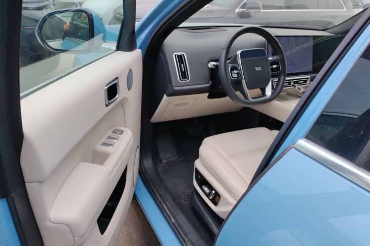 Used Li Auto L7 2024 Pro Model
