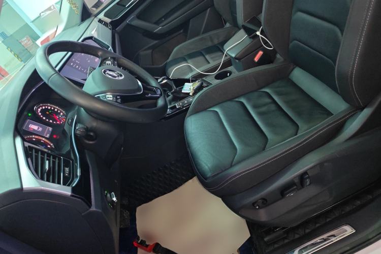 Used Volkswagen Tayron 2022 330TSI Two-Wheel Drive Luxury Smart Connectivity Version