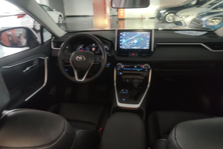 Used Toyota RAV4 Rongfang Plug-in Hybrid 2022 2.5L Two-Wheel Drive Elite Pro
