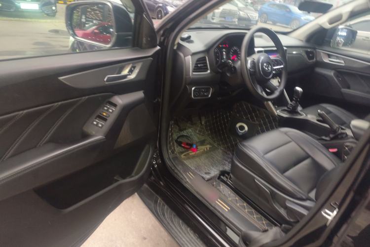 Used Great Wall Poer 2019 2.0T Commercial Version Manual Diesel Two-Wheel Drive Elite Long-Box GW4D20M
