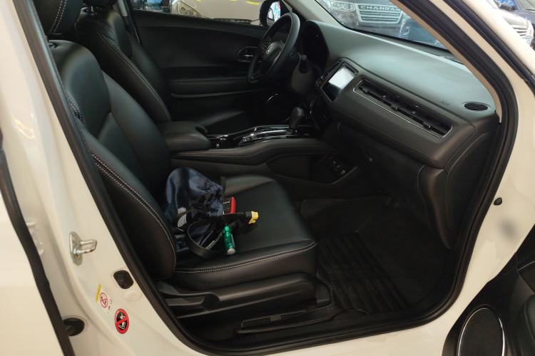 Used Honda Vezel 2015 1.8L CVT 2WD Luxury Model