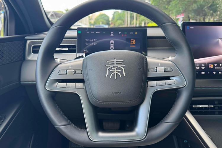 Used BYD Qin PLUS 2025 DM-i Smart Drive 55KM Beyond Model
