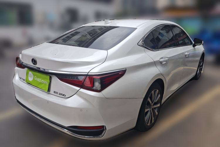 Used Lexus ES 2020 200 Excellence Edition