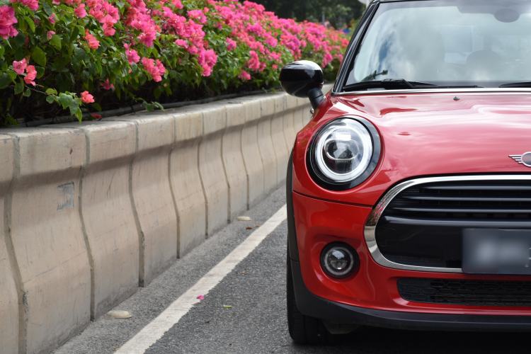 Used  MINI 2019 1.5T COOPER Classic Edition Five-Door Version
