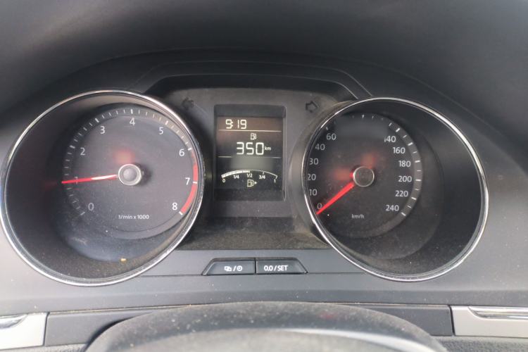 Used Volkswagen Bora 2015 Value Edition 1.6L Manual Fashionable Style