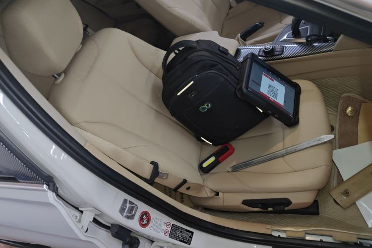 Used BMW 3 Series 2014 320Li Fashion Model
