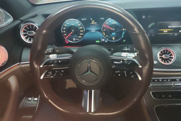 Used Mercedes-Benz E-Class New Energy 2021 E 350 e L Plug-in Hybrid Sports Sedan
